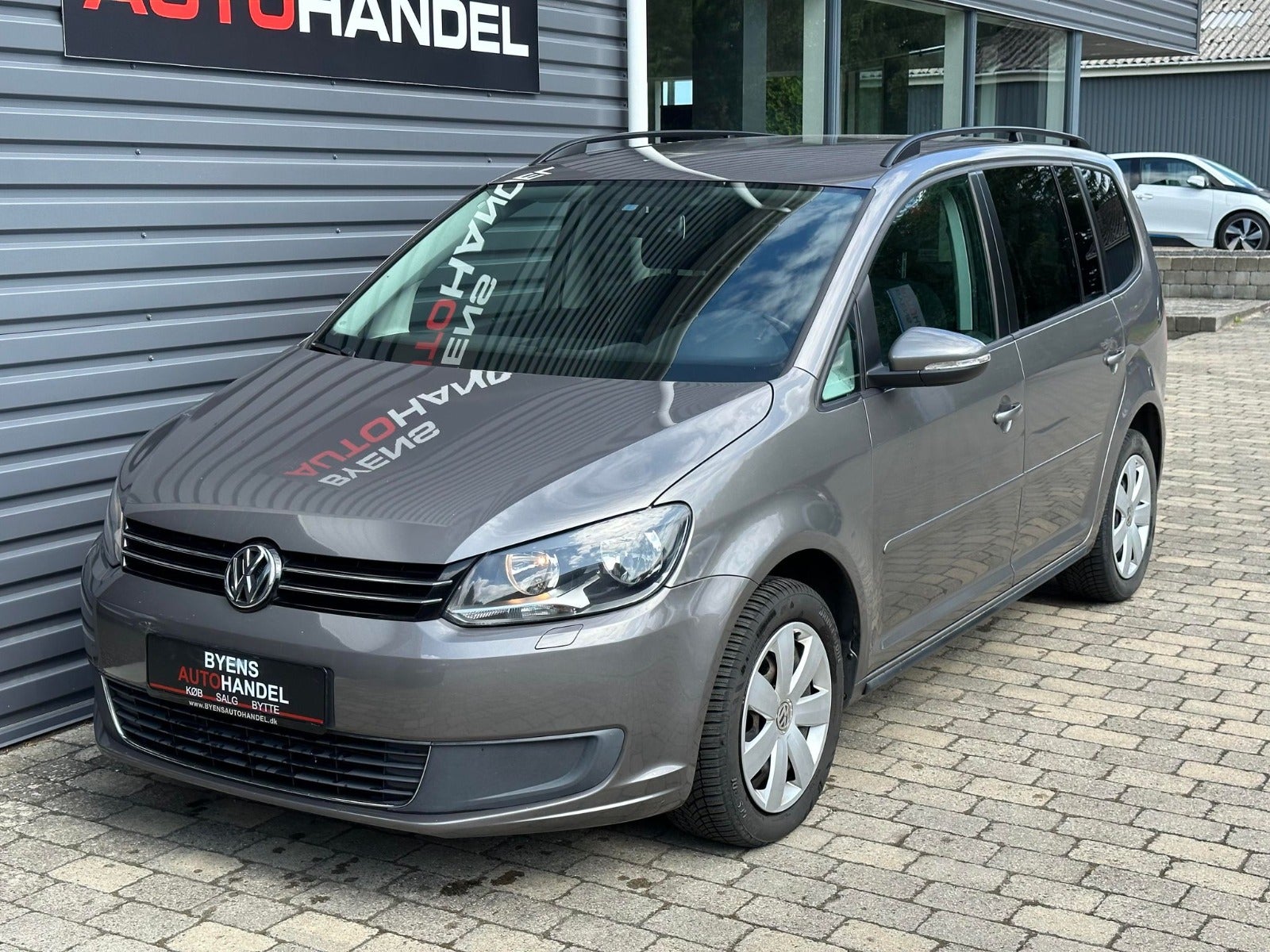 VW Touran 2011