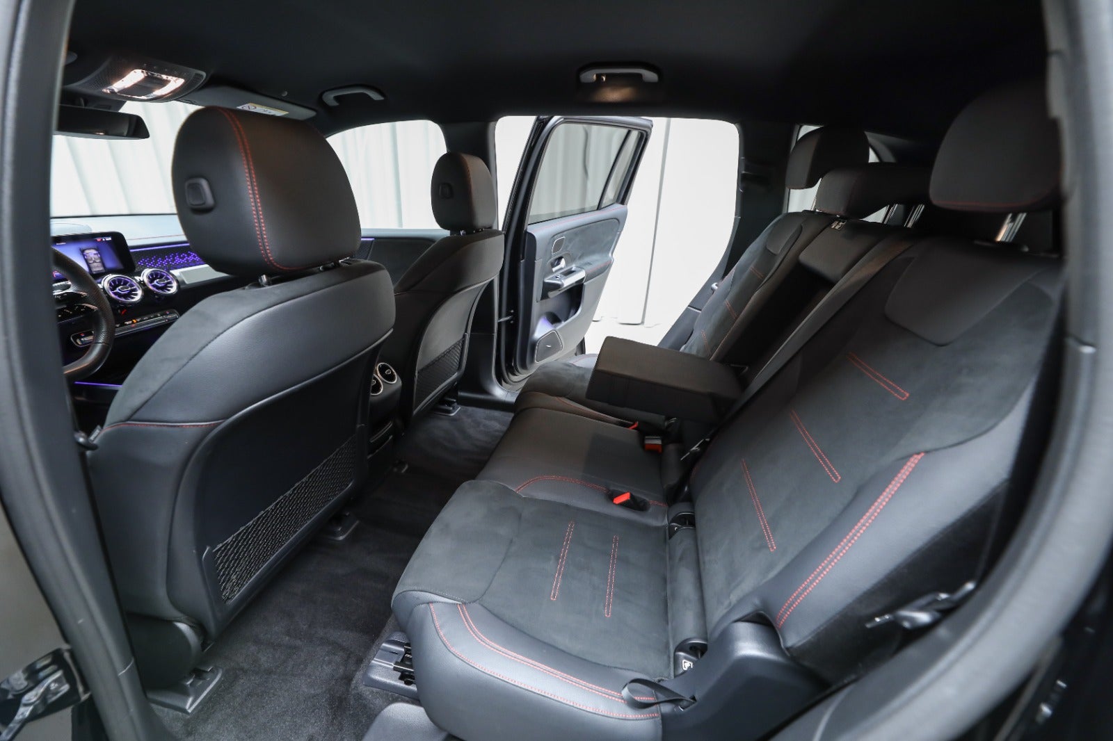 Mercedes-Benz EQB 250+ (5/8)