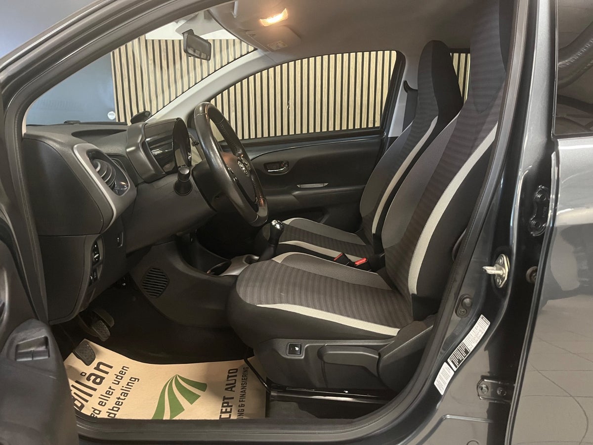 Toyota Aygo VVT-i x-pression