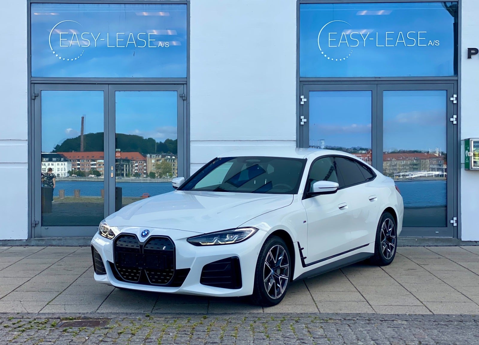 BMW i4  eDrive35 M-Sport