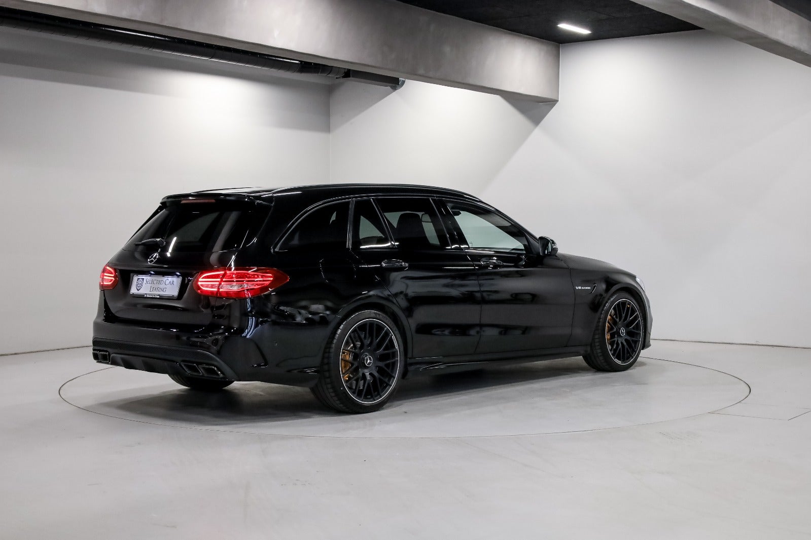 Mercedes-Benz C63 4,0 AMG S stc. aut.