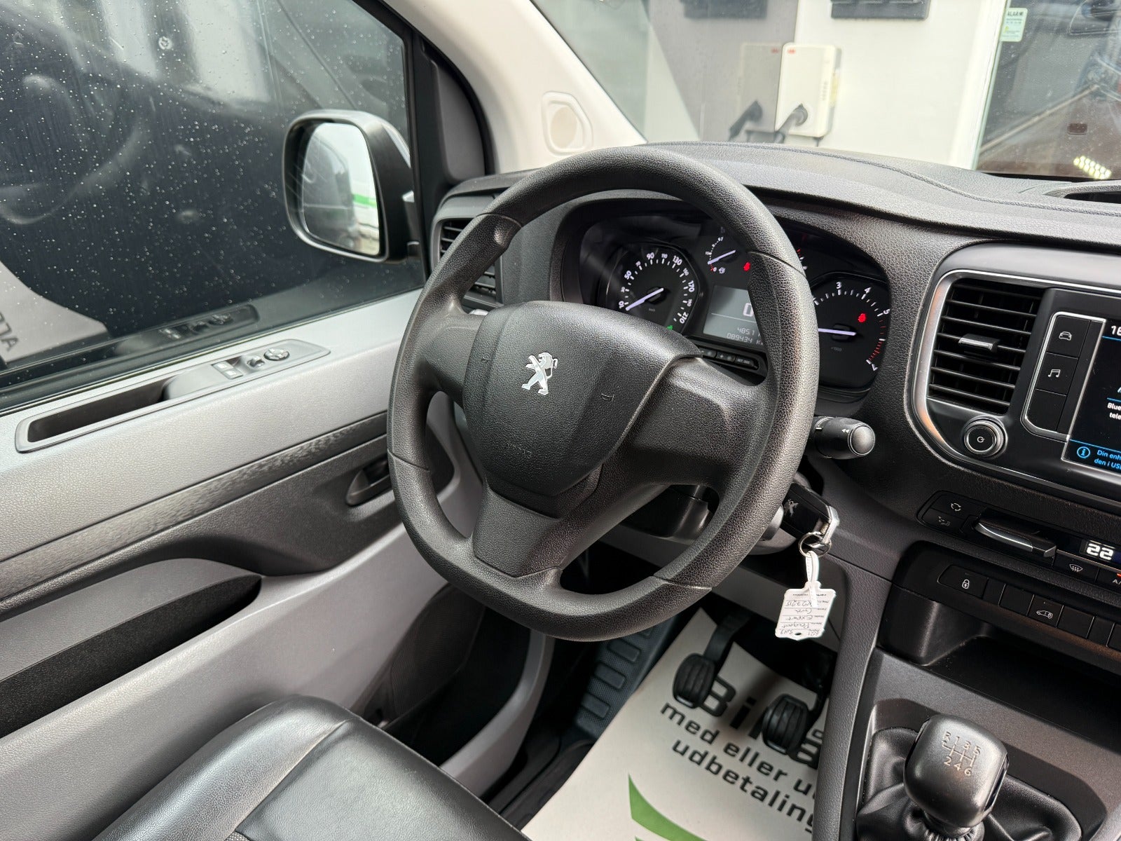 Peugeot Expert BlueHDi 120 L2 Premium Van