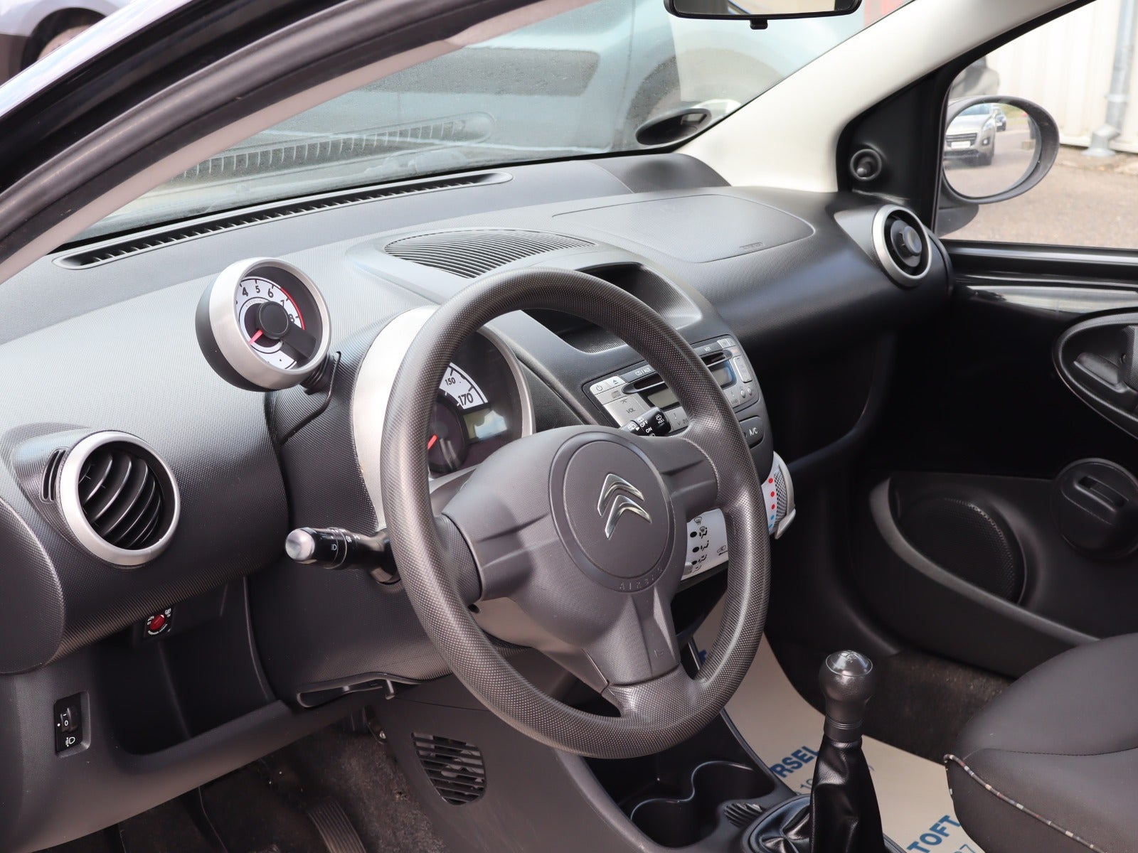 Billede af Citroën C1 1,0 e-VTi Shine Edition
