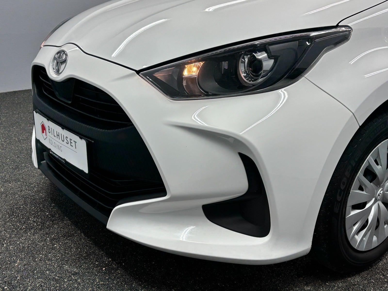 Billede af Toyota Yaris 1,0 Essential Comfort
