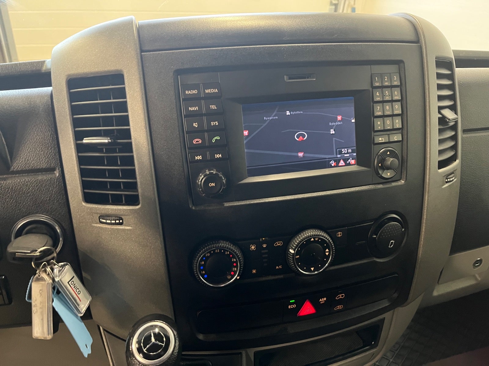 Billede af Mercedes Sprinter 319 3,0 CDi R3 Kassevogn aut.