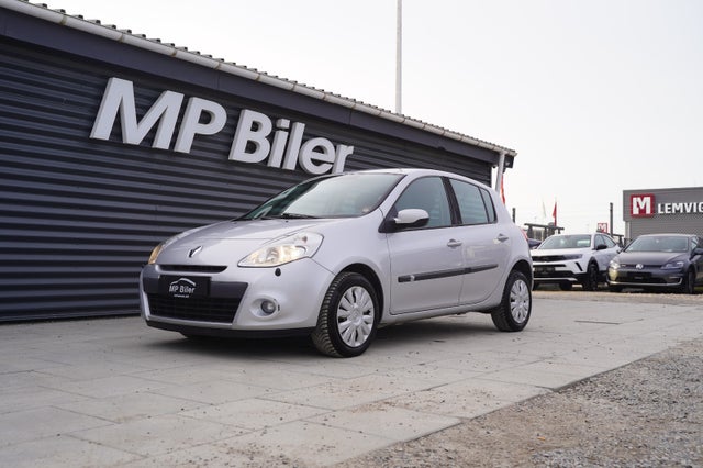 Renault Clio III 1,2 16V Authentique