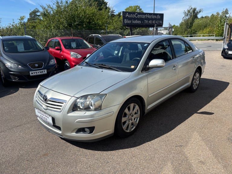 Toyota Avensis VVT-i Terra
