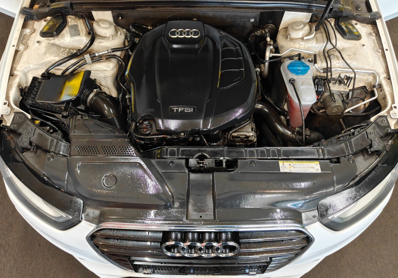 Billede af Audi A4 1,8 TFSi 170 S-line Avant Multitr.