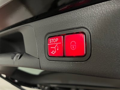 Mercedes EQB250+ Electric Art