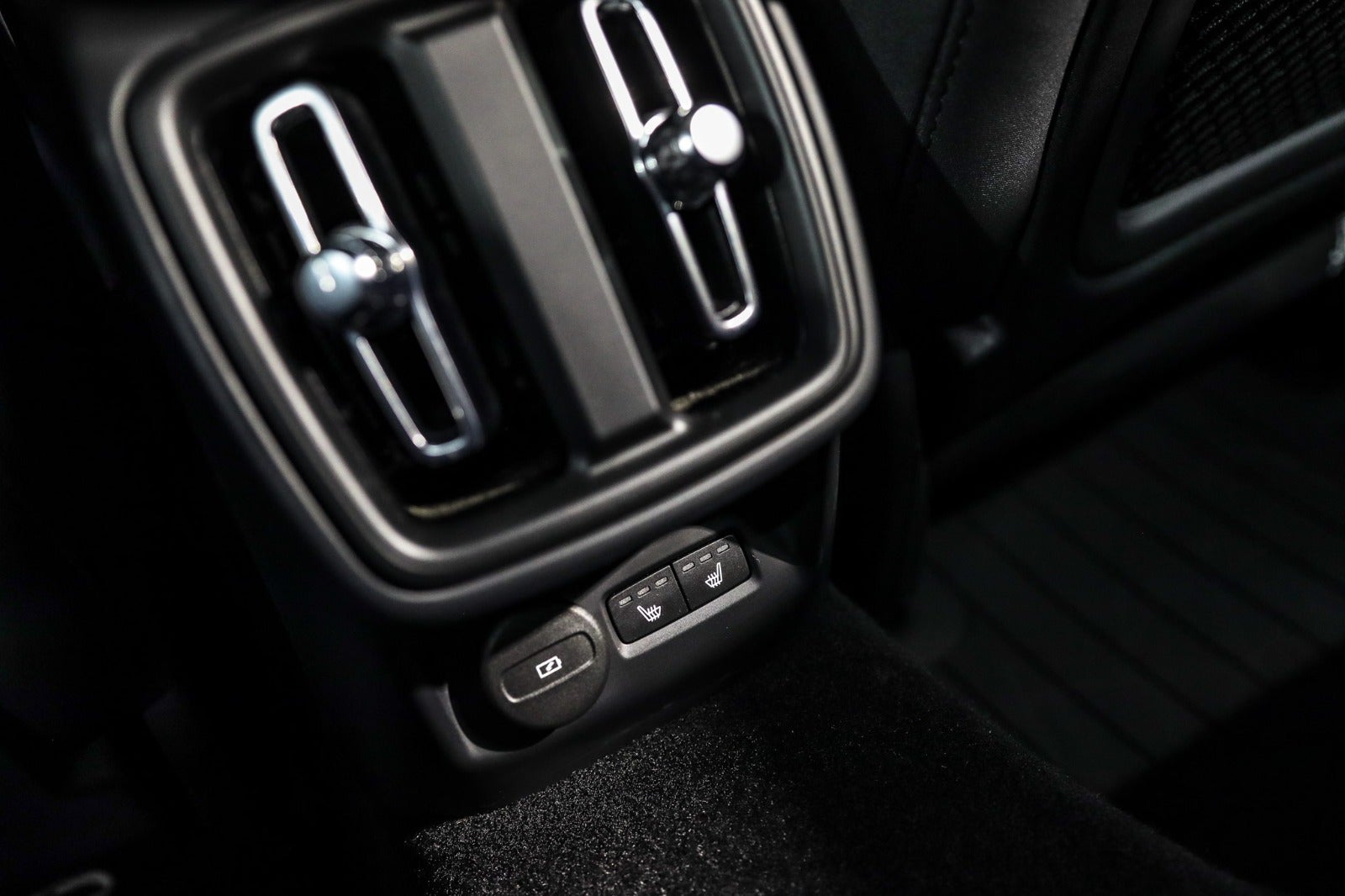 Billede af Polestar 2  Long Range Nordic Edition