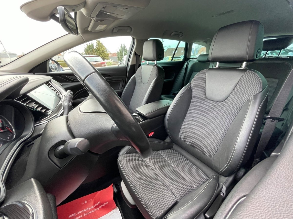 Billede af Opel Insignia 1,5 T 165 Dynamic Sports Tourer aut.