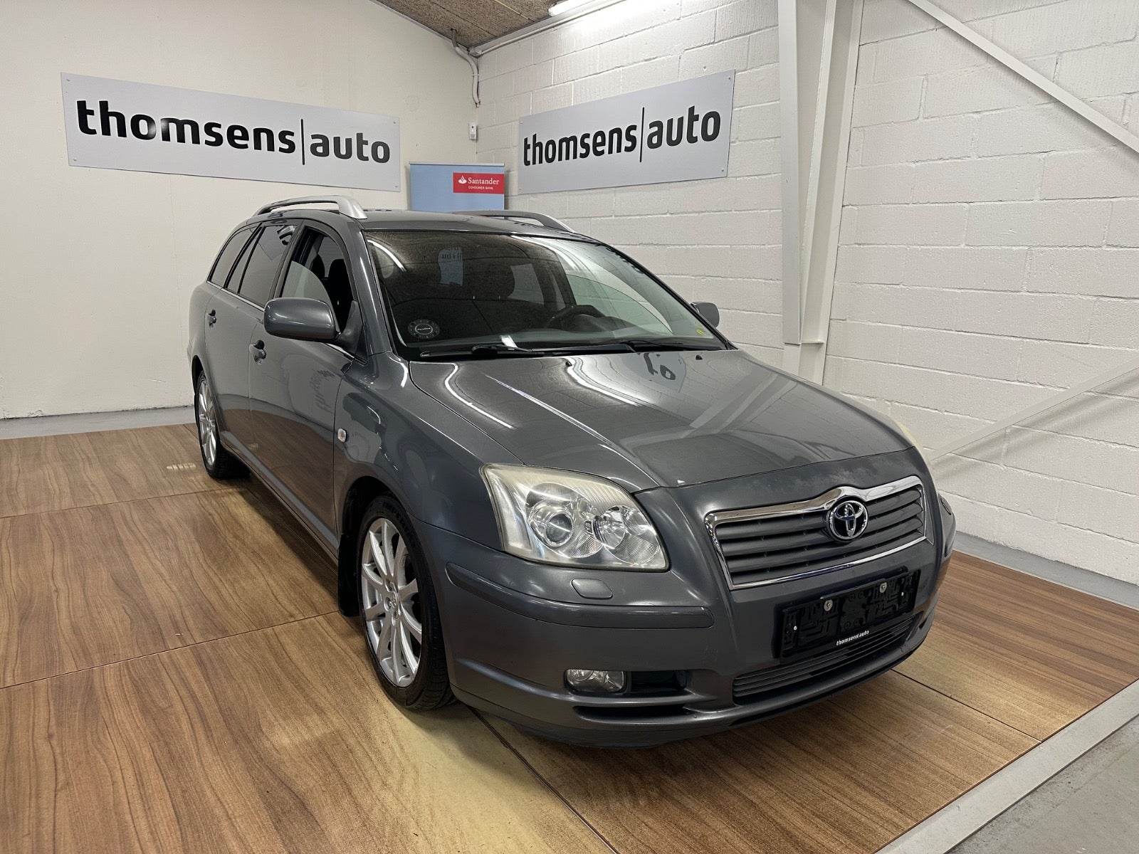 Toyota Avensis 2004