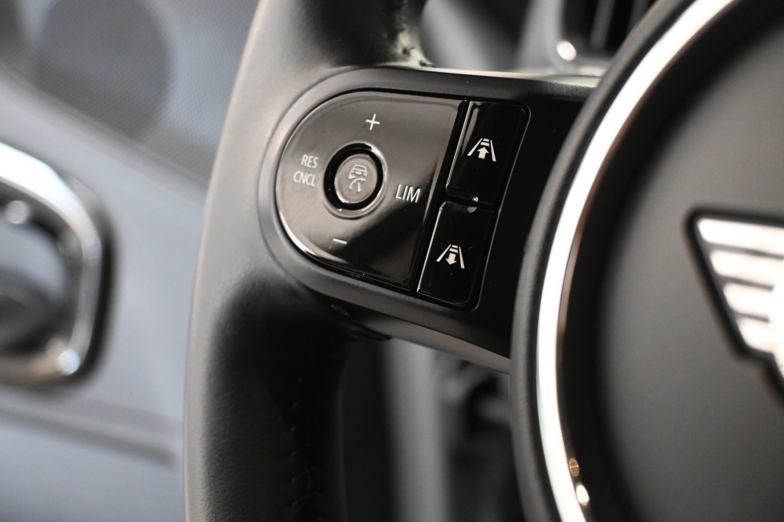 MINI Countryman Cooper SE Essential aut. ALL4