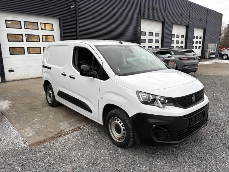 Peugeot Partner BlueHDi 100 L1V1 Plus Van