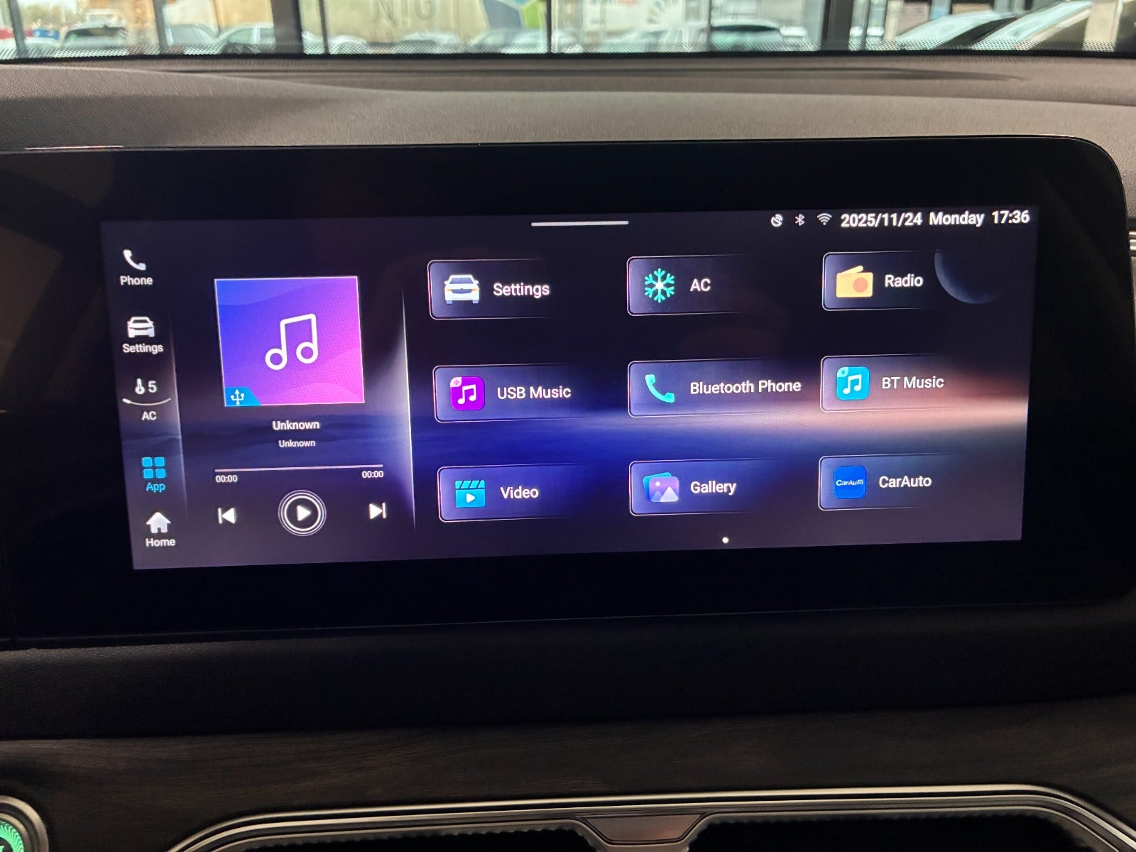 Billede af Navor E5 1,5 PHEV Rock