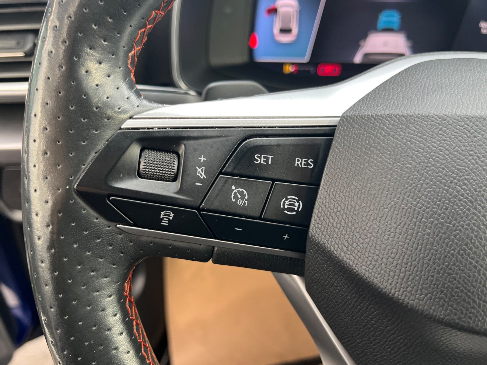 Billede af Seat Leon 1,5 eTSi 150 FR Sportstourer DSG