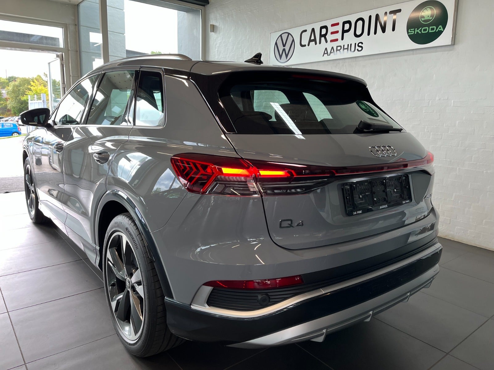 Billede af Audi Q4 e-tron 45 edition S-line