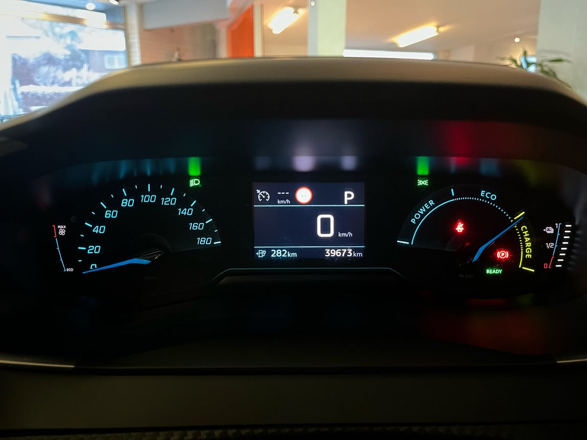 Peugeot e-208 Active Pack billede 8