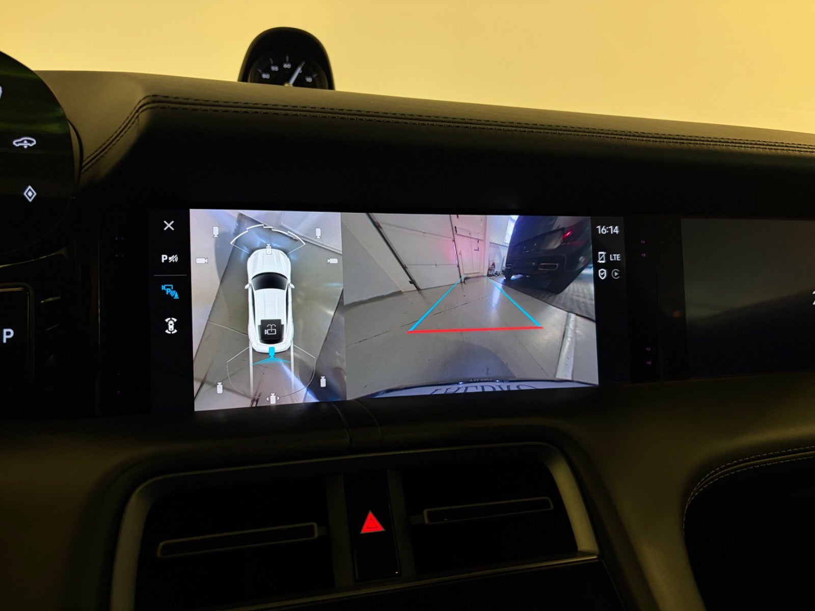 Porsche – Taycan 4S