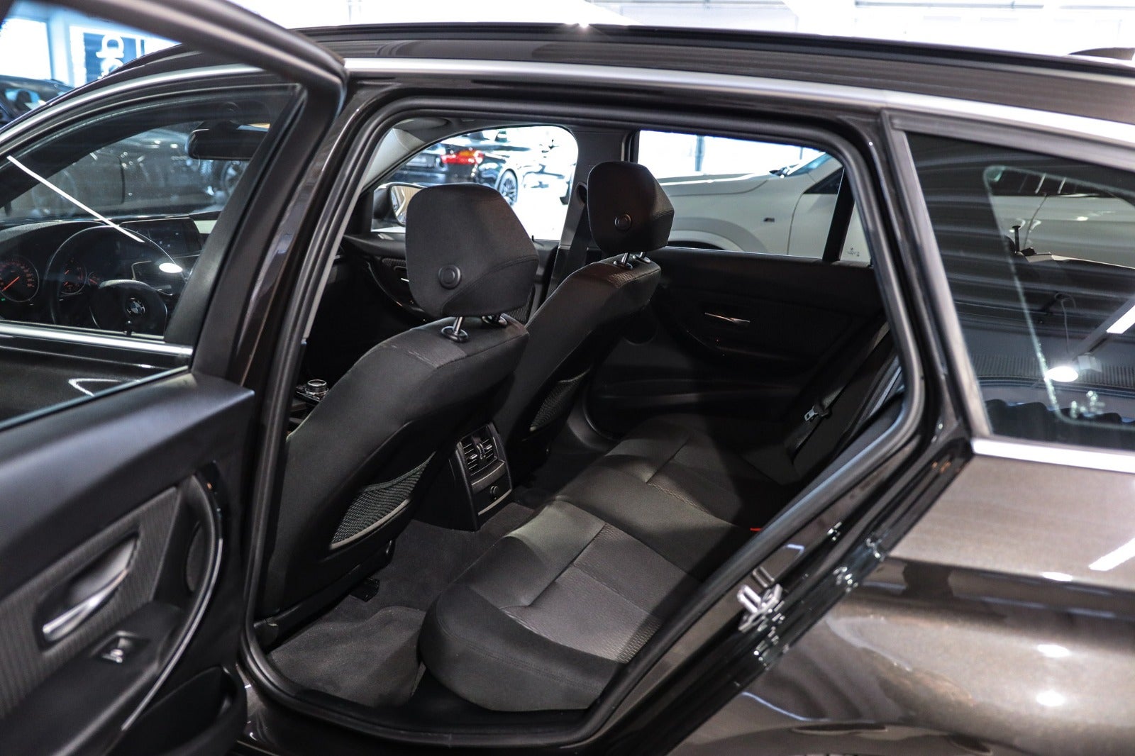 Billede af BMW 320d 2,0 Touring Advantage aut.