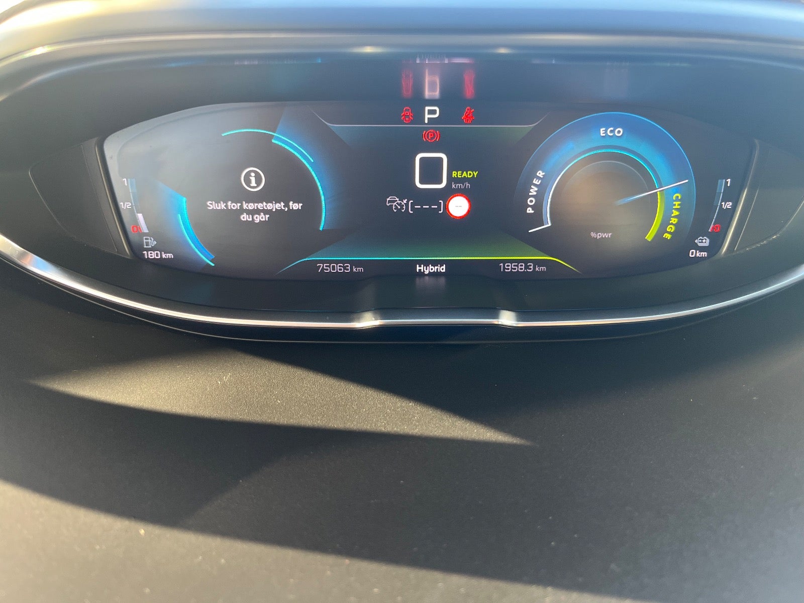 Billede af Peugeot 3008 1,6 Hybrid Allure Pack EAT8