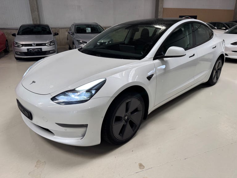 Tesla Model 3 Long Range AWD