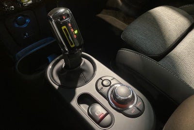 MINI Cooper SE Classic Trim