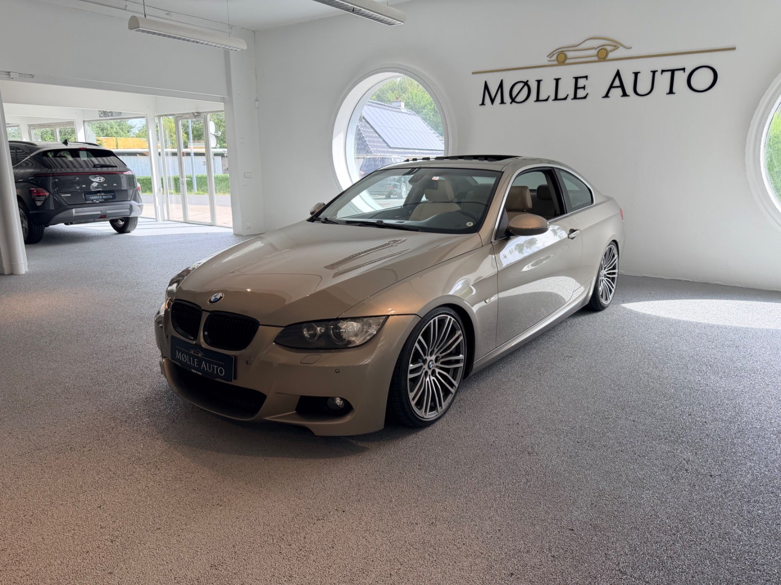 Billede af BMW 335i 3,0 Coupé Steptr.