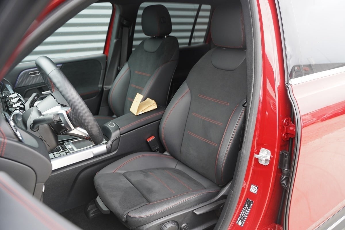 Billede af Mercedes EQB300  AMG Line 4Matic