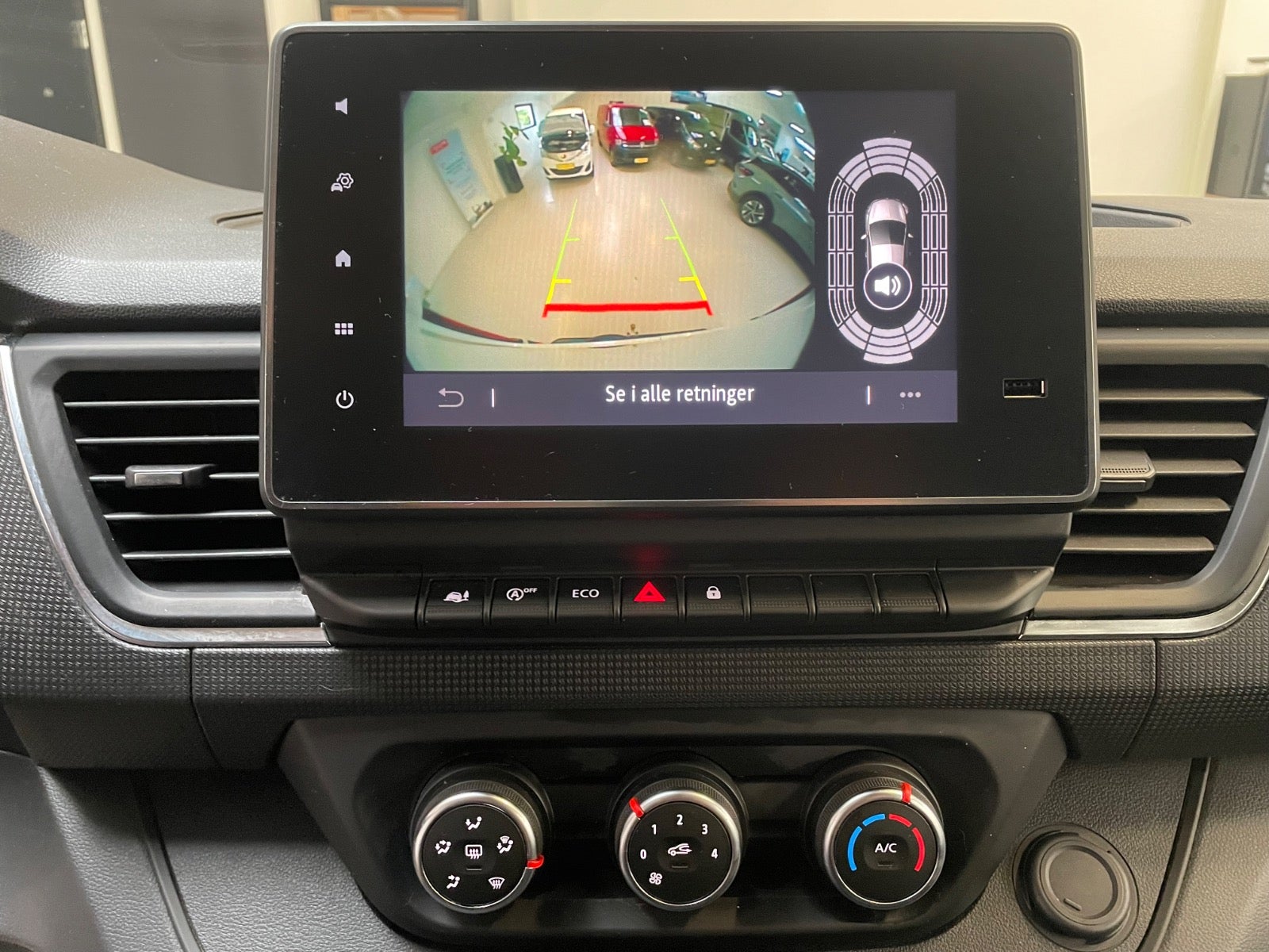 Billede af Nissan Primastar 2,0 dCi 150 L2H1 N-Connecta Van