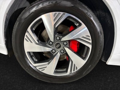 Audi Q6 e-tron S-line quattro