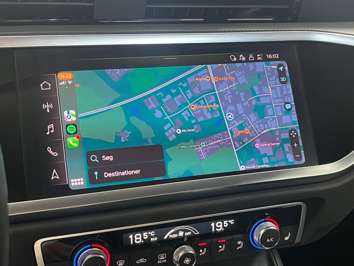 Billede af Audi Q3 45 TFSi e Attitude+ S-tr.