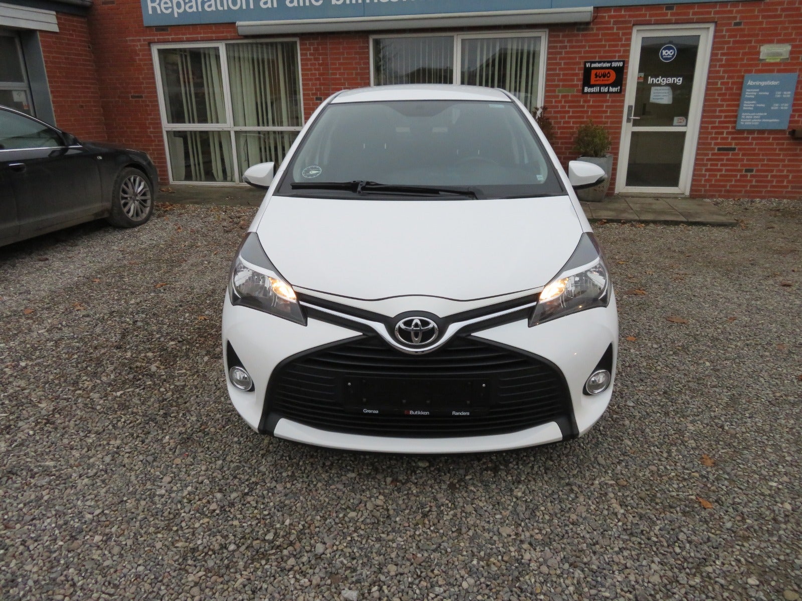 Toyota Yaris 2016