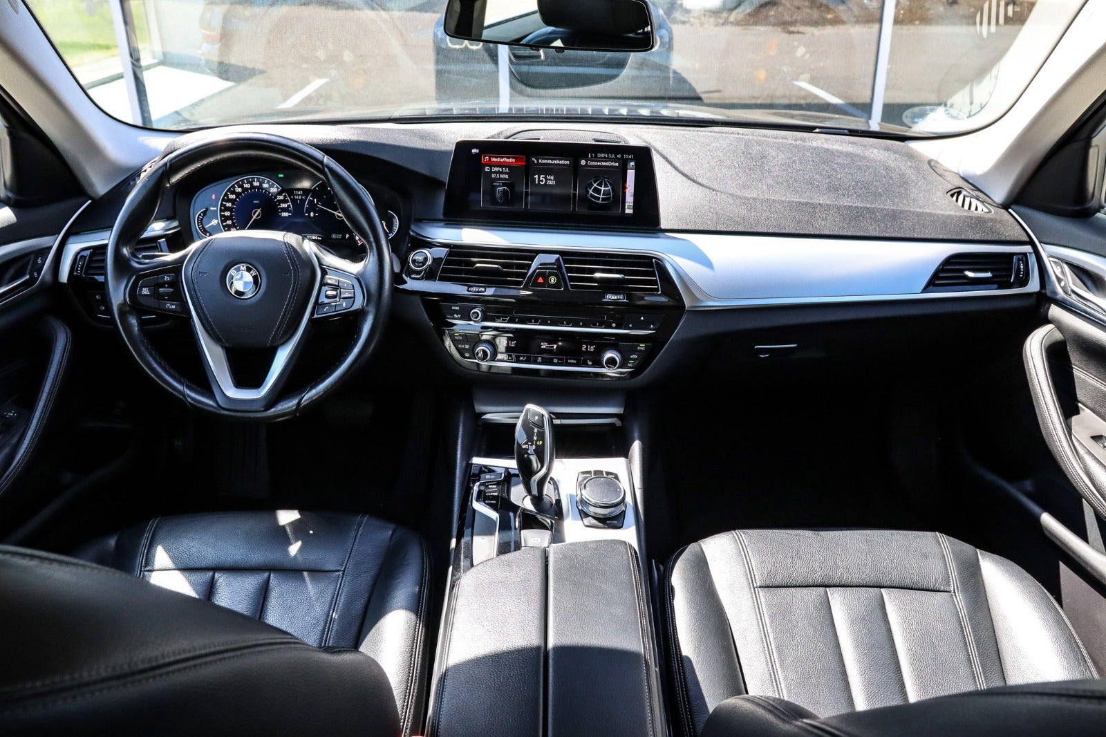 Billede af BMW 520d 2,0 Touring Sport Line aut.
