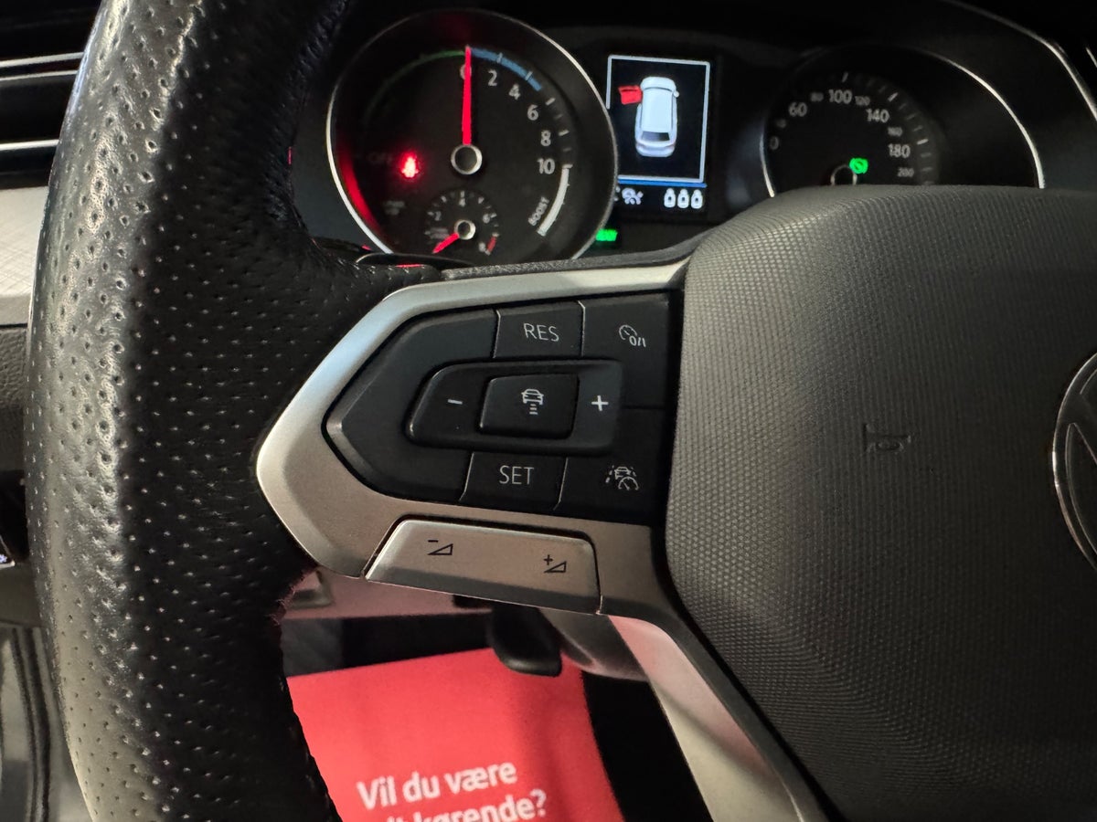 VW Passat GTE Variant DSG