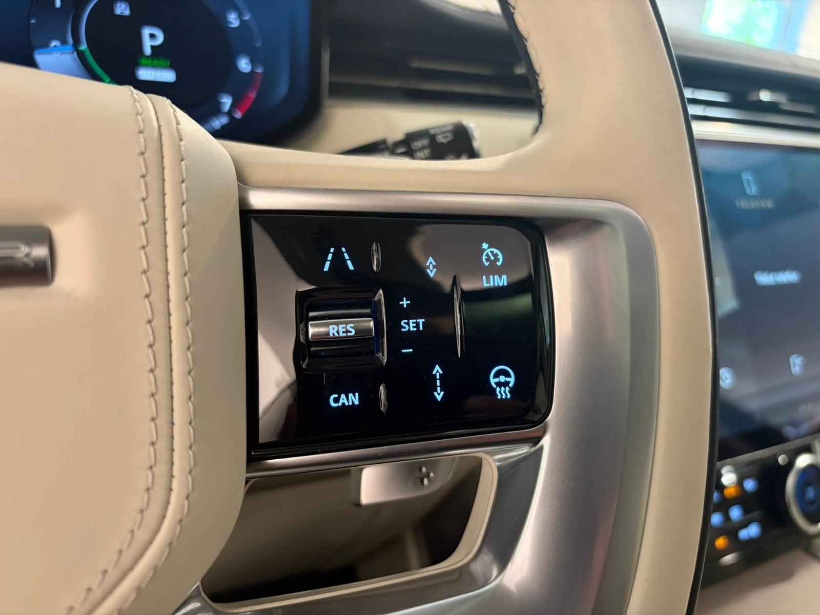 Land Rover – Range Rover