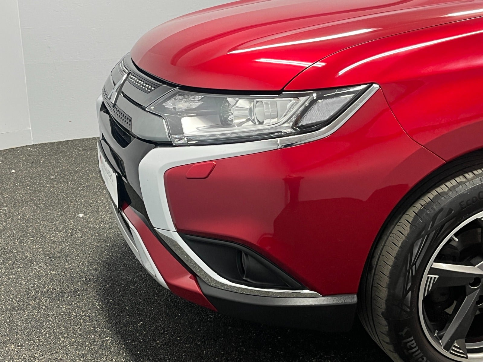 Billede af Mitsubishi Outlander 2,4 PHEV Inform+ CVT 4WD