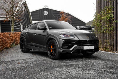 Lamborghini Urus 4,0  5d