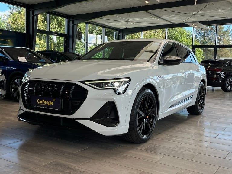 Audi e-tron Black Edition S-line quattro