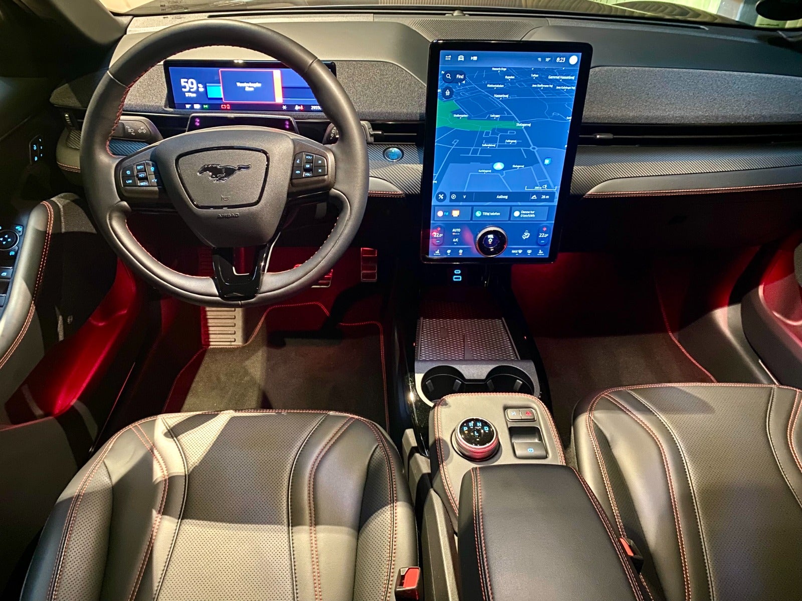 Billede af Ford Mustang Mach-E 75 Premium Standard Range AWD