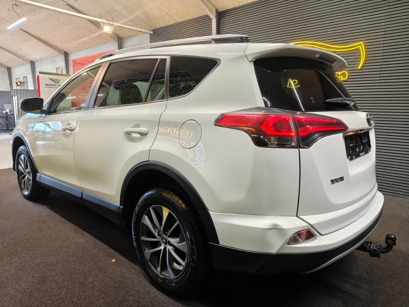 Billede af Toyota RAV4 2,5 Hybrid H3 MDS