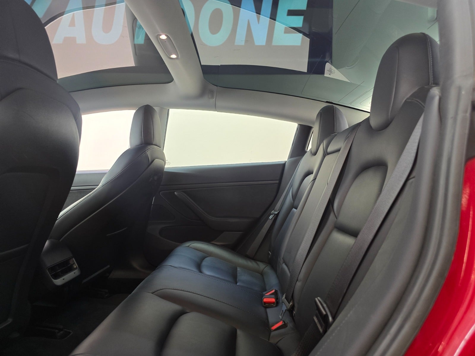 Billede af Tesla Model 3 Standard Range+ RWD
