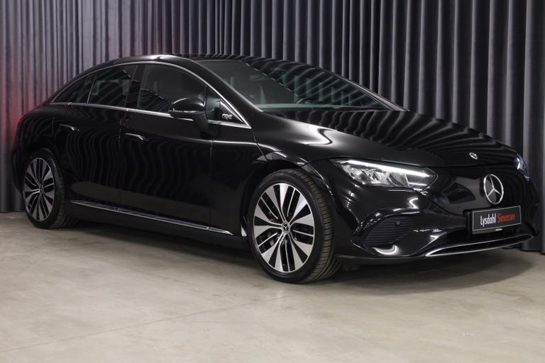 Mercedes EQE350+ Electric Art