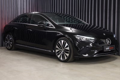 Mercedes EQE350+ Electric Art
