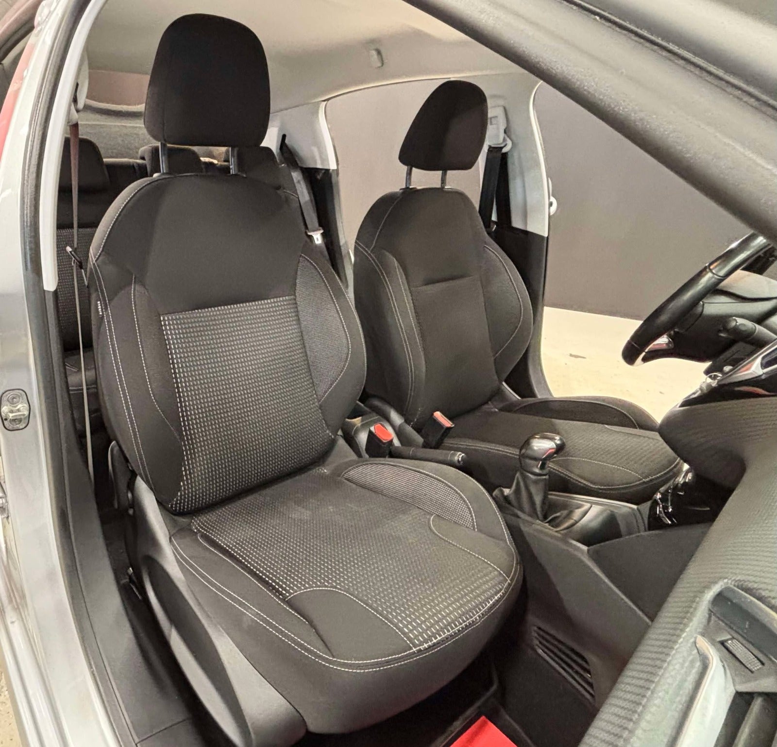 Billede af Peugeot 208 1,6 BlueHDi 75 Desire