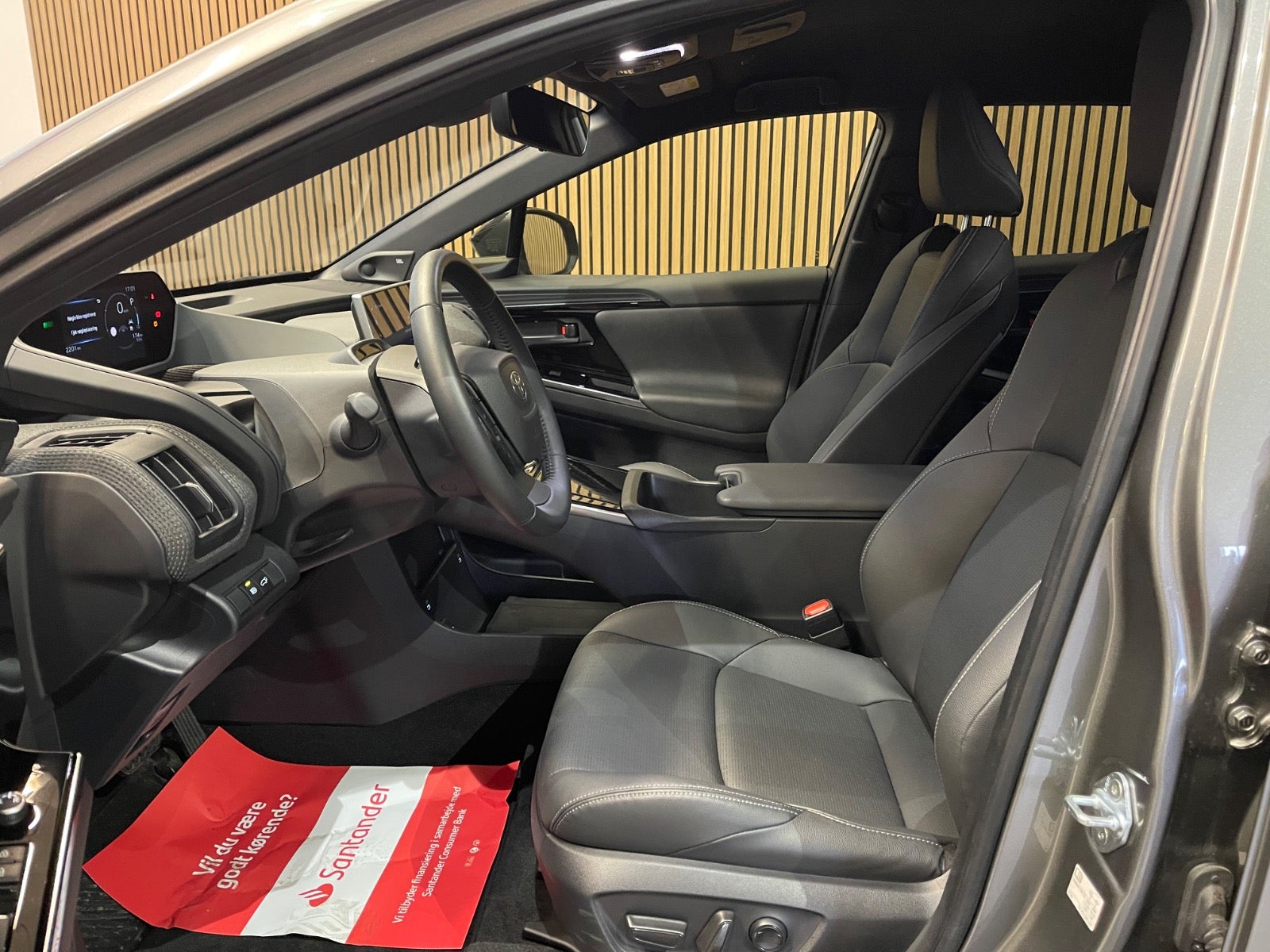 Billede af Toyota bZ4X  Executive AWD