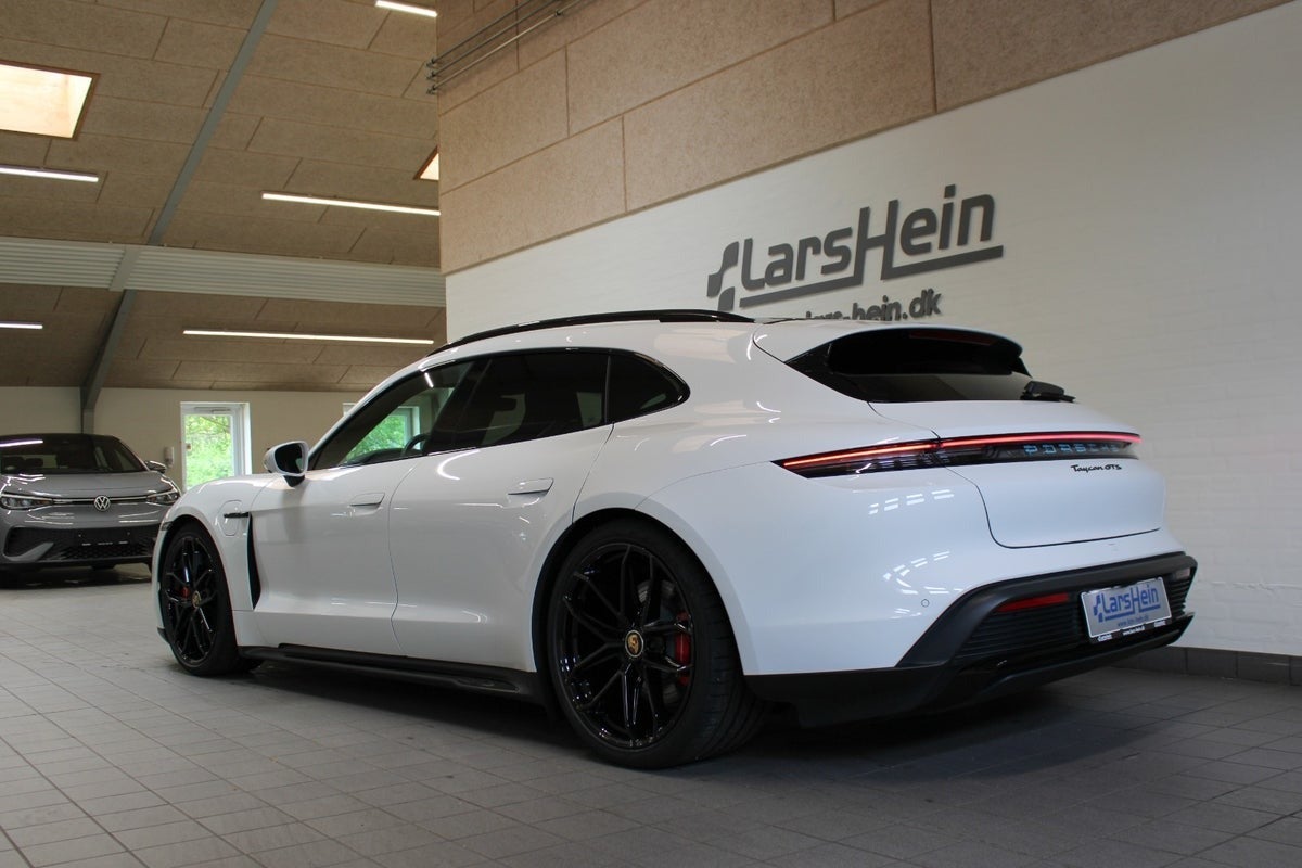 Porsche Taycan GTS Performance+ Sport Turismo