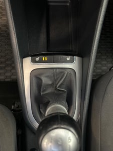 Kia Rio CVVT Attraction