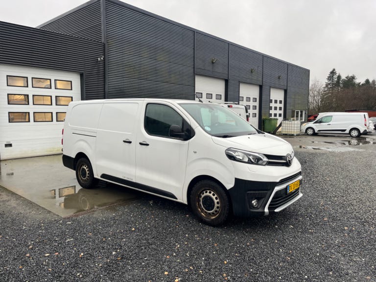 Toyota ProAce D 120 Long Comfort Master aut.