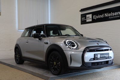 MINI Cooper SE Classic Trim